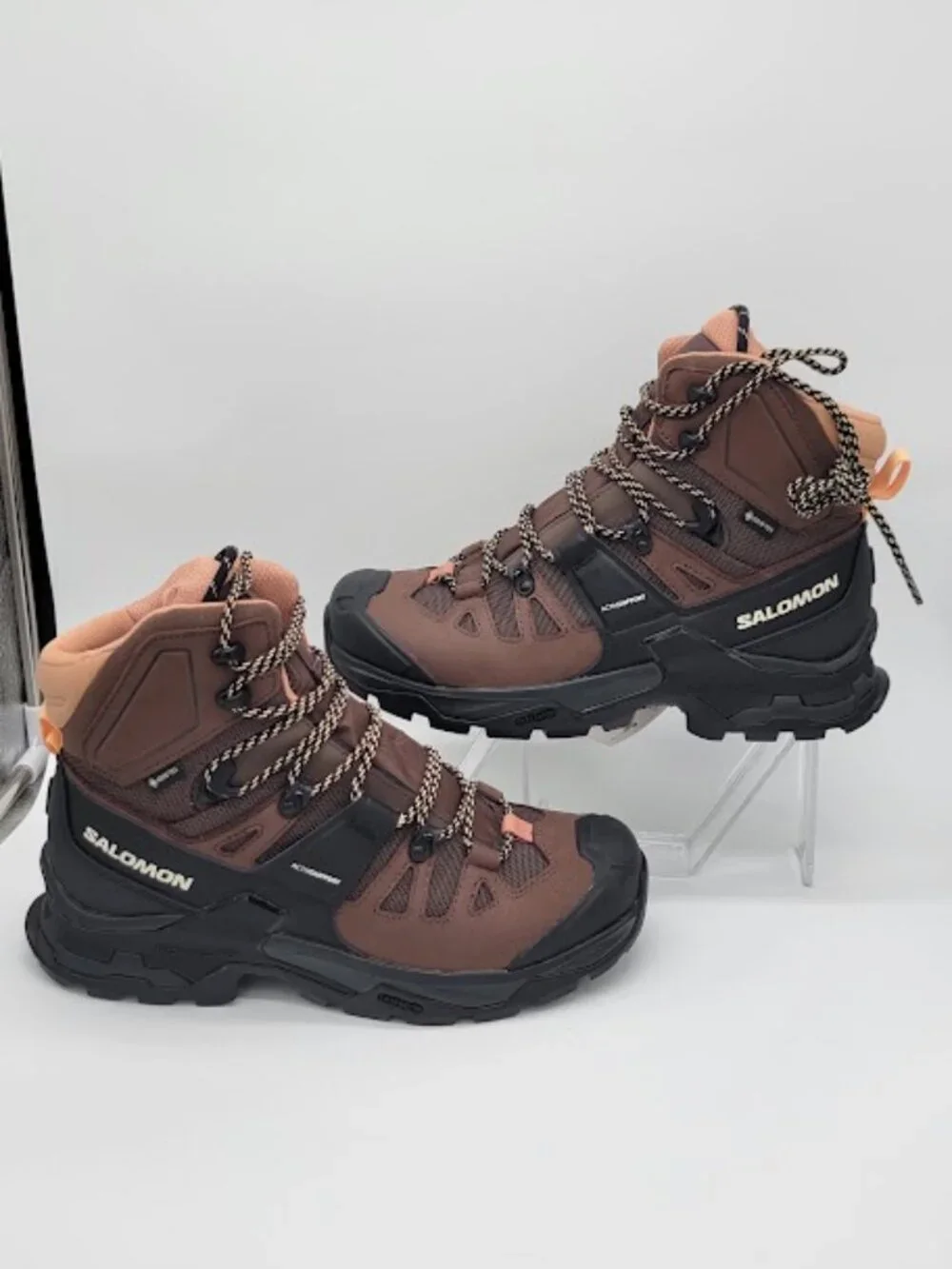 SALOMON Quest 4 GTX Women’s 8.5 Hiking Backpacking Boots Brown Black Gore-Tex
